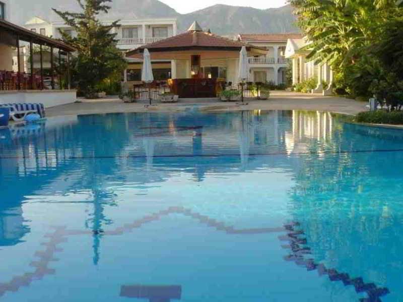 Club Z Hotel Kyrenia  Luaran gambar